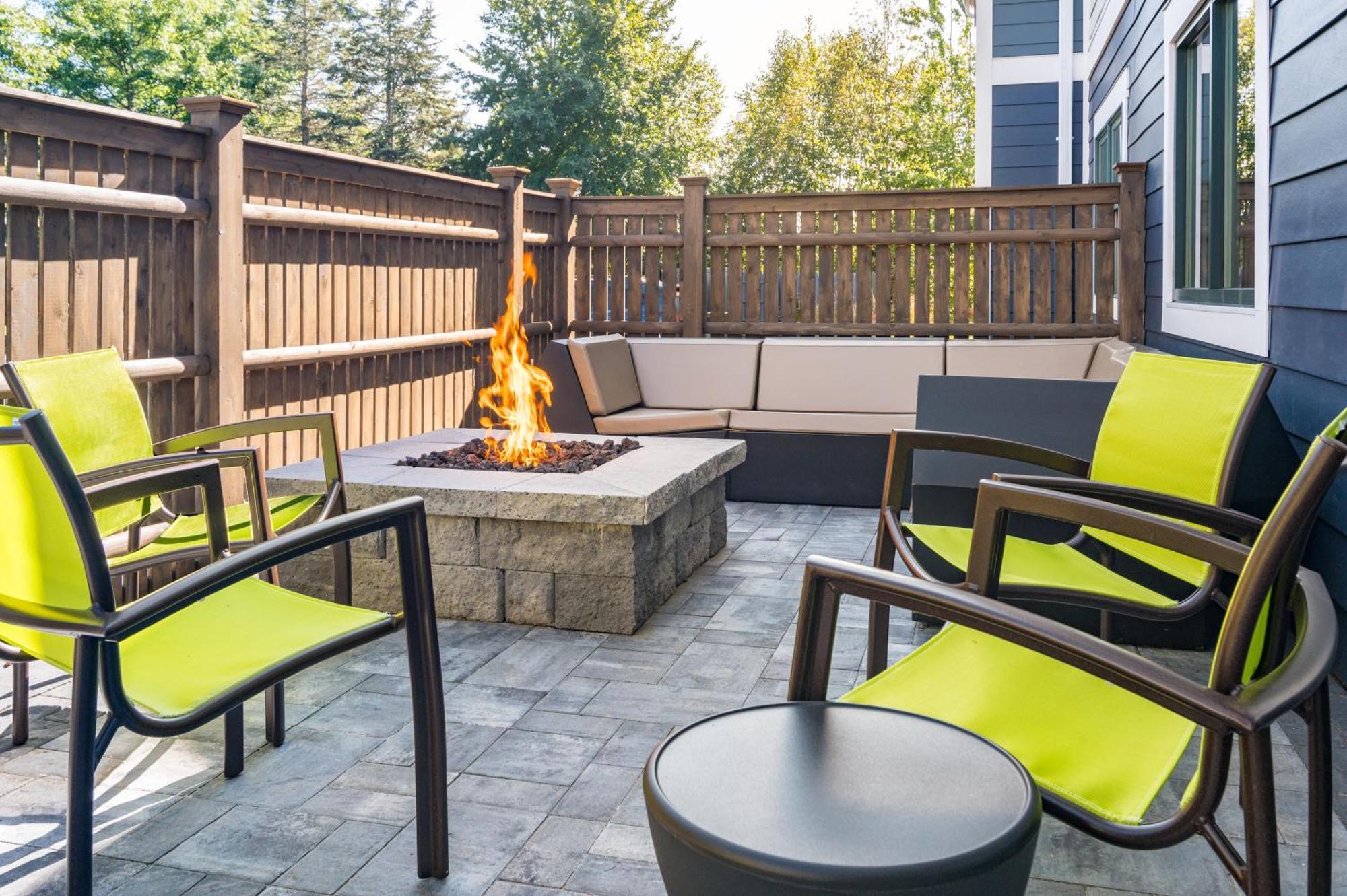 Springhill Suites By Marriott Freeport Brunswick Екстериор снимка