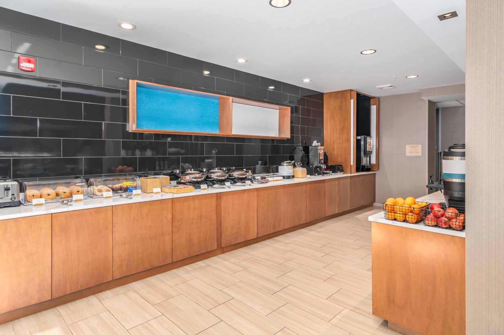 Springhill Suites By Marriott Freeport Brunswick Екстериор снимка